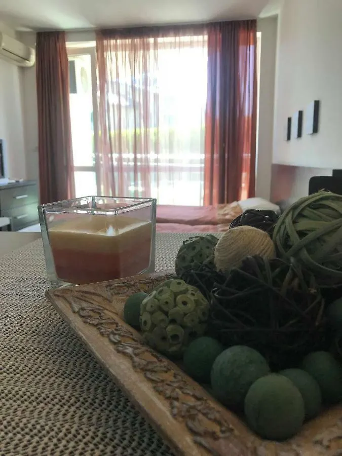 Sunny Apartment Relax & Spa Burgaz 0*,  Bulgaristan